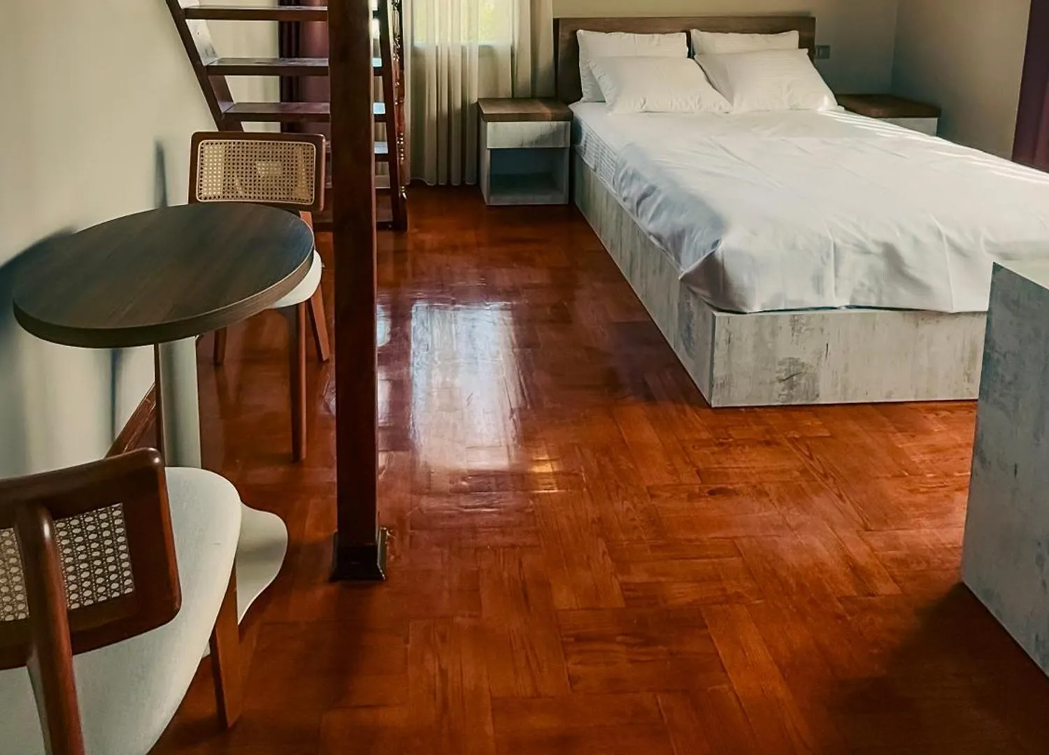 Tare Suites Urla Hotell